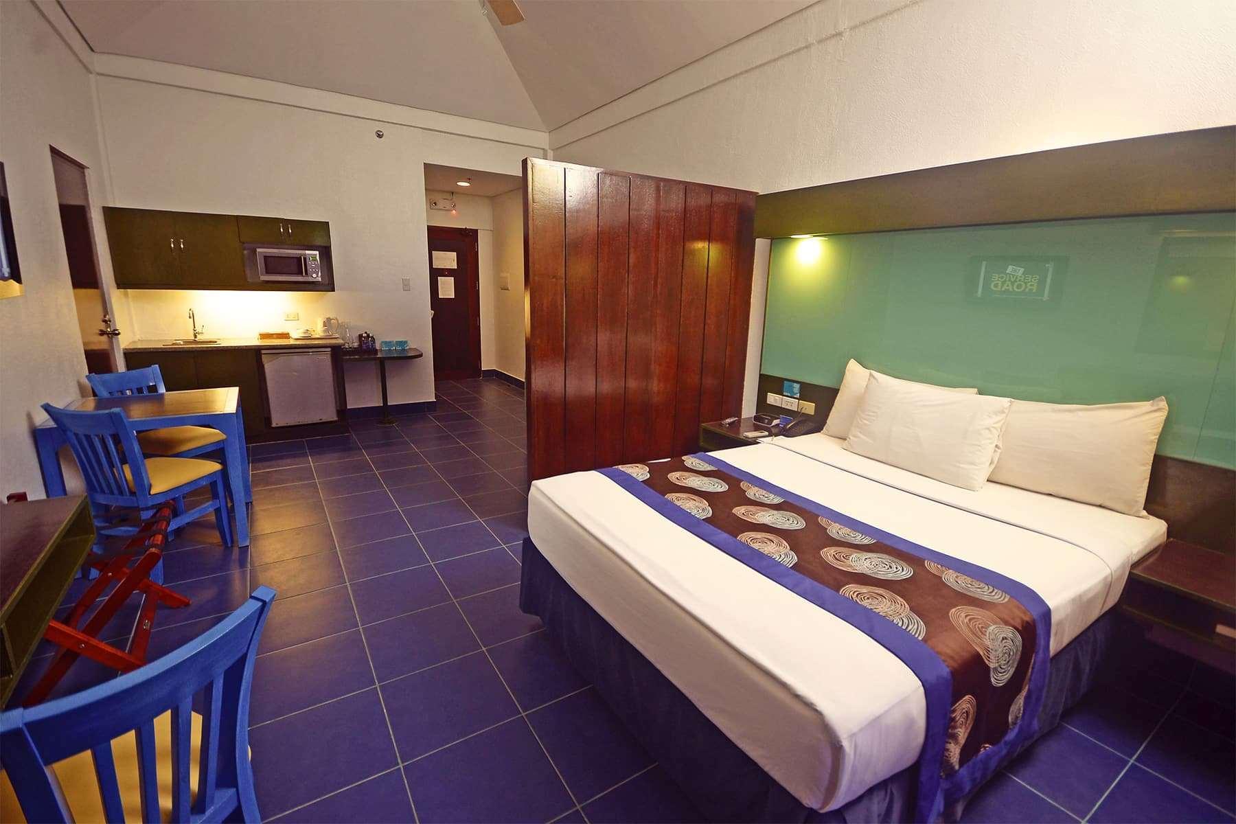 Microtel By Wyndham Puerto Princesa Exteriér fotografie