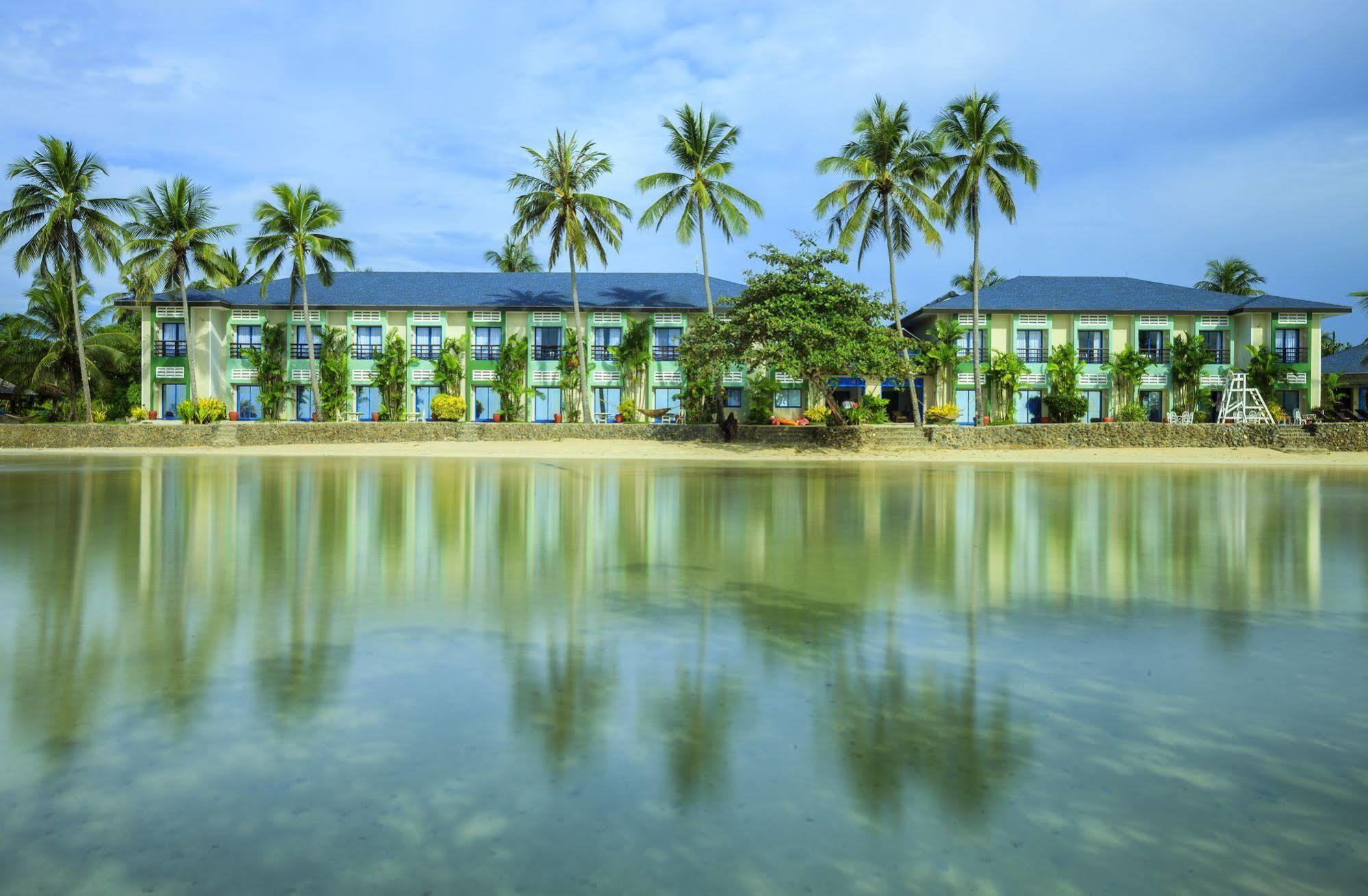Microtel By Wyndham Puerto Princesa Exteriér fotografie